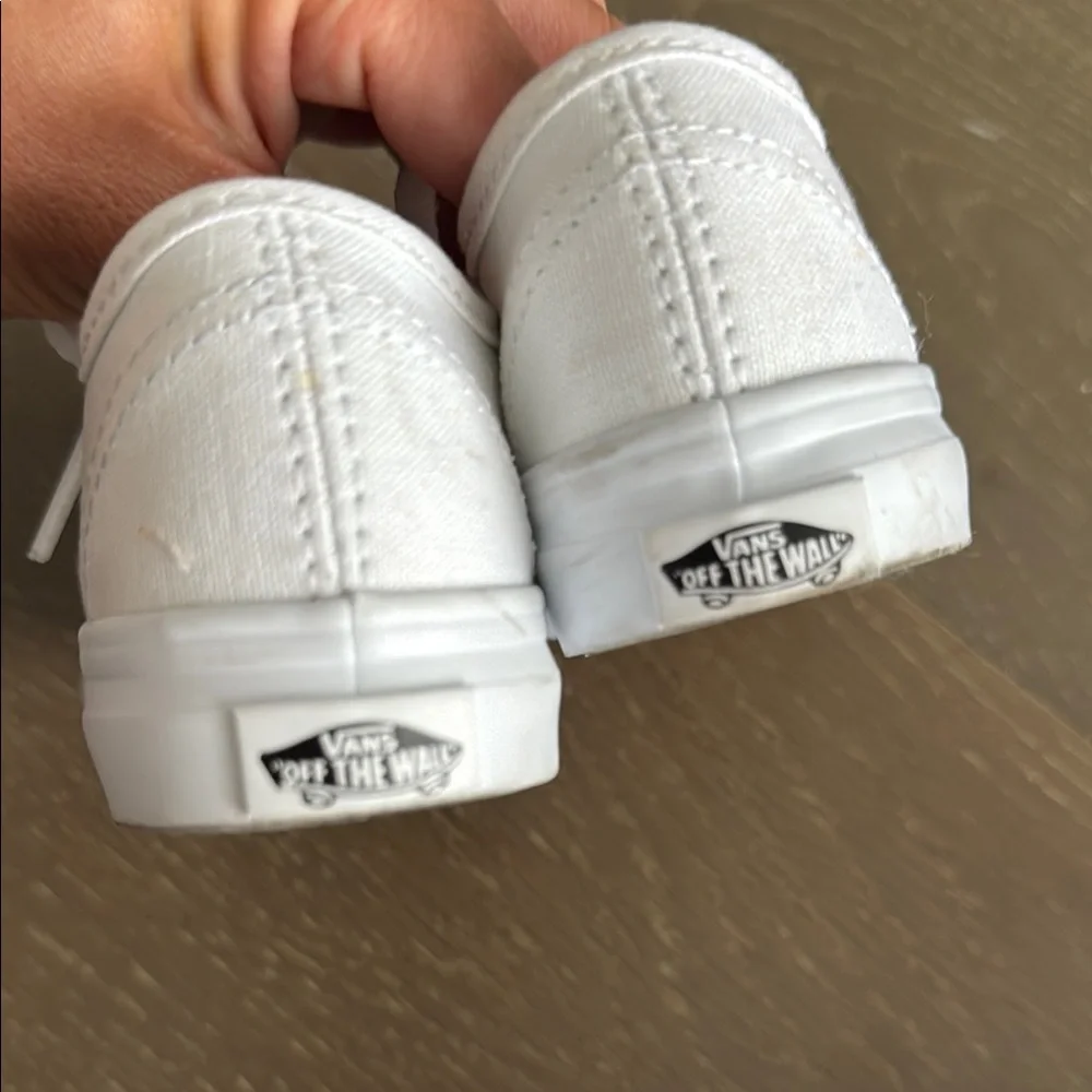 Vans Kids Toddler White Sneakers Size 5.5 - Picture 5 of 6